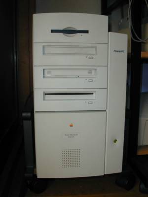 8600frontview_3drives.jpg